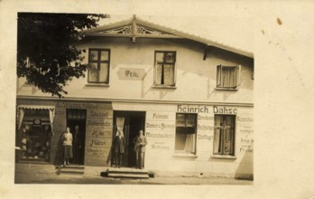 Historic postcard around 1900, Baltic resort Brunshaupten i.M., shop, tailoring, historic place on