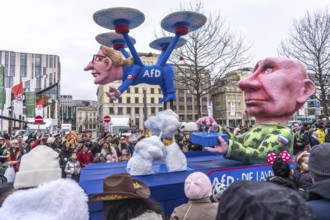 Rose Monday procession in Düsseldorf, theme car by wagon manufacturer Jacques Tilly, theme Putin