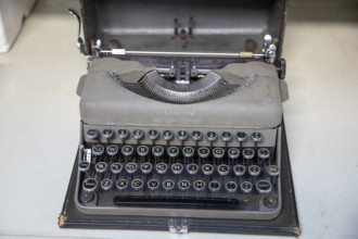 Imperial 'The Good Companion' portable typewriter, manufactured in Leicester, England, UK