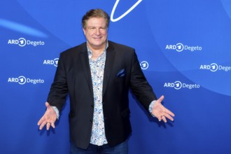 Francis Fulton-Smith, BLUE HOUR, Photo Call, Hotel Telegraph Office, Berlin, 13.02.2026