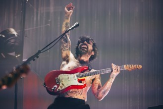 Simon Neil, singer and guitarist of Biffy Clyro live at Zenith in Munich on 12.02.2026