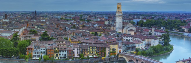 Old Town with the River Etsch, Ponte Pietra, Verona, Etsch Valley, Veneto, Italy