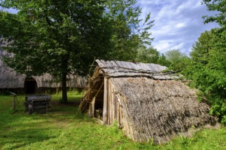 Bajuwarenhaus, Bajuwarensiedlung, Freilichtmuseum, excavation, archaeology, Kirchheim, Upper