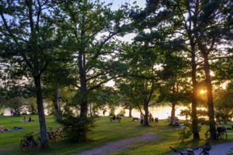 Sunset at Fonsee, Ostersee, near Iffeldorf, Upper Bavaria, Bavaria, Germany