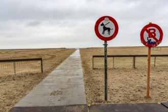 Winter break, on Zeedijk-Knokke, beach promenade in Knokke-Heist, on the North Sea beach, dreary