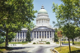 Utah State Capitol building, Salt Lake City, Utah, USA 1977 architect Richard K.A. Kletting opened