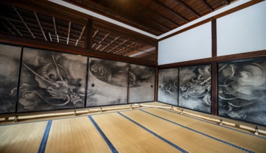 Dragon painting on a paper wall, Shoji, Kennin-ji, Kenninji Temple, Komatsucho, Kyoto, Japan