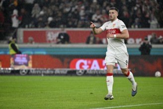 Goal celebration Ermedin Demirovic VfB Stuttgart (09) Gesture Gesture Football Bundesliga,