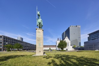 Equestrian statue Lanzenreiter, sculptor Paul Wynand, pedestal, architect Adolf Abel, MaxCologne