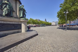 Frederick William III of Prussia monument, general architecture, spotlights, paving stone square,