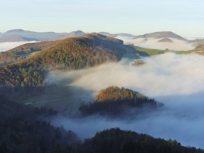 View from the Gisliflue of the Jura foothills covered in fog from the left, Wasserfluh,