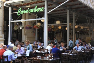 Romania, capital Bucharest, Bucuresti, the restaurant and bar Caru cu Bere, a beer palace with