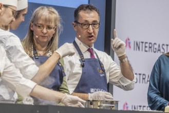 Cem is cooking! DEHOGA Baden-Württemberg event with candidate for the post of Minister-President,