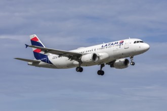 An Airbus A320 aircraft from CC-BFA Airlines with the license plate N648NK at Miami airport, USA