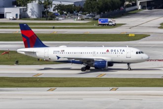 A Delta Air Lines Airbus A319 aircraft with license plate N314NB at Fort Lauderdale airport, USA