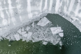 Ice floes, ice sheets, lake, frozen, ice, hoarfrost, cold, winter, sunny, aerial view, foothills of