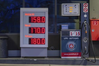 Petrol station prices and LPG, Spiez, Switzerland