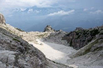 Rifugio Rifugio Tuckett e Sella, Brenta Mountains, Brenta, Brenta-Adamello Natural Park, Trentino,