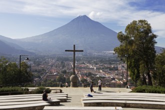 Parque Cerro de la Cruz, Fuego Volcano in the back, Antigua, Highlands, Sacatepéquez Department,
