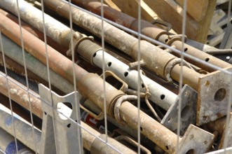 Floor supports, steel columns, construction supports