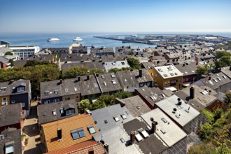 Urban settlement with views of the sea and port facilities, The high-seas island of Heligoland in