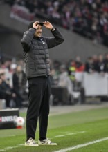 Coach coach Julian Schuster SC Freiburg SCF on the sidelines gesture gesture soccer Bundesliga,