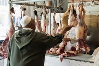 Roadside butcher shop, Atlas Mountains, Meknès-Tafilalet region, northern Sahara, Morocco