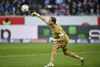 Goalkeeper Oliver Baumann TSG 1899 Hoffenheim (01) Goalkeeper action Soccer, Bundesliga, PreZero