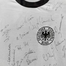 Original shirt, German Football Association with signatures after winning the World Cup in 1974 in