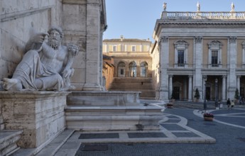 Fountain of the Goddess of Rome in front of the Senatorial Palace (Palazzo Senatorio), Piazza del