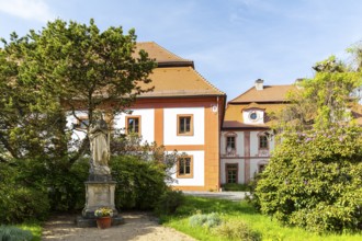 Statue of the Virgin, St. Marienthal Abbey on the Neisse, Ostritz, Saxony, Germany