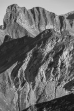 Layered folds in limestone, behind the snail, 2268 m, group of thumbs, Allgäu Alps, Allgäu,