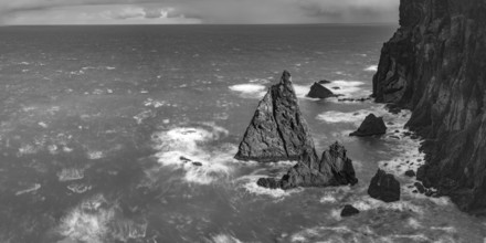 Rock formations in the Atlantic Ocean, volcanic peninsula, Ponta de São Lourenço, Ponta de Sao