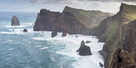 Rock formations in the Atlantic Ocean, volcanic peninsula, Ponta de São Lourenço, Ponta de Sao