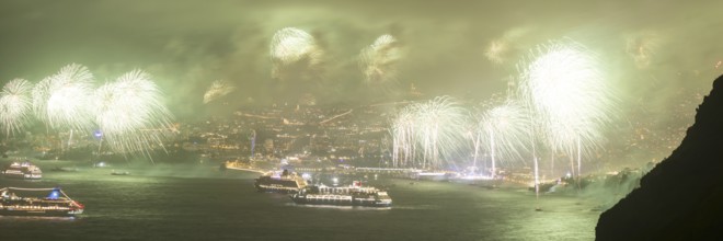 New Year's Eve fireworks, dusk, Atlantic Ocean, harbour with cruise ships, Funchal, Madeira,