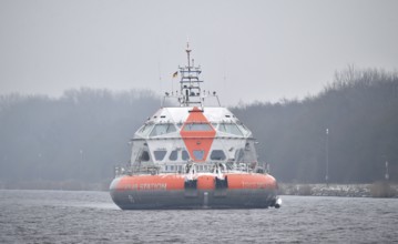 Research vessel, TARA POLAR STATION research station sails in the Kiel Canal, NOK, Kiel Canal, Kiel