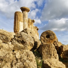 Columns, boulders, Temple of Heracles, ruin in the Valley of the Temples, Cumulus, Agrigento,