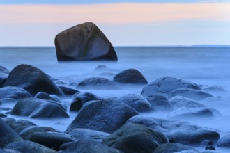 Evening on the chalk coast in Jasmund National Park, FelSs, Baltic Sea, Rügen, Lohme,