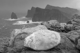 Rock formations in the Atlantic Ocean, volcanic peninsula, Ponta de São Lourenço, Ponta de Sao