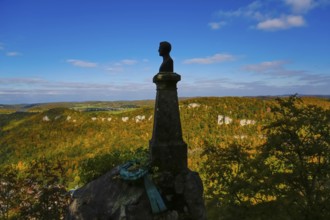 Wilhelm Hauff memorial, rocks above the Echaz Valley, monument from 1839, obelisk with bronze bust,