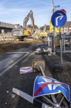 Demolition of the 120 meter long motorway bridge of the A516, across Teutoburger Straße in
