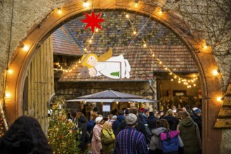 Christmas market, Burkheim, Vogtsburg, Kaiserstuhl, Baden-Württemberg, Germany