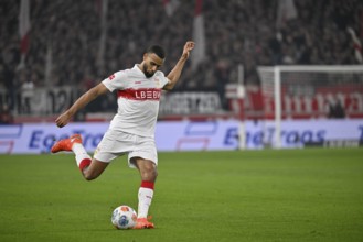Josha Vagnoman VfB Stuttgart (04) Action on the ball MHPArena, MHP Arena Stuttgart,