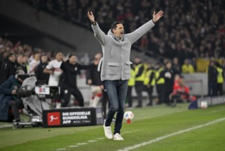 Coach coach Dino Toppmöller Eintracht Frankfurt SBU on the sidelines Gesture MHPArena, MHP Arena