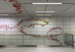Artwork titled Spur X by Enne Hähnle, Kirchplatz metro Station, Wehrhahn Line, Düsseldorf, North