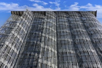 USA, streets of Portland city downtown, financial center and Pioneer Village district