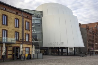 Natural History and Oceanographic Museum Ozeaneum Stralsund am Hafen, Behnisch Architekten,