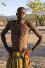 Portrait, man of the Hakaona tribe, also Havakona or Hakawona, near Opuwo, Kunene, Namibia