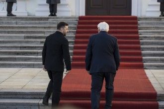 Volodymyr Selensky (President of Ukraine) and Frank-Walter Steinmeier (President of the Federal