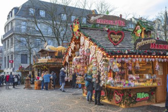 Christmas market at Münsterplatz in Bonn, Germany
